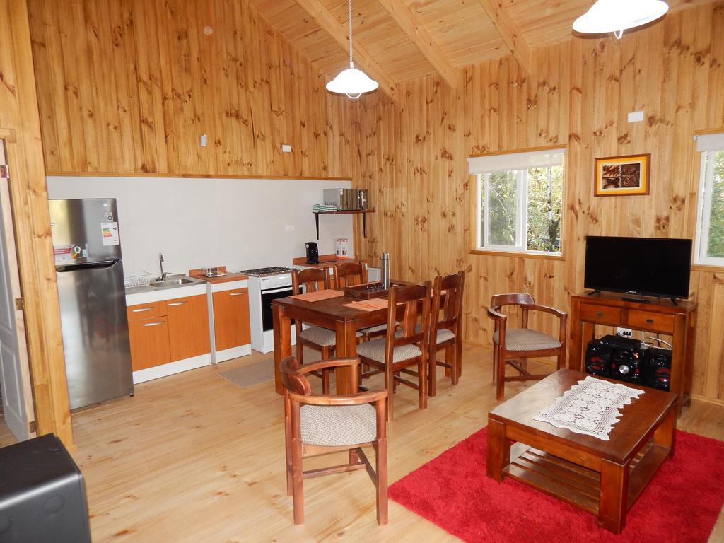 Cabanas Nutrias Patagonicas Puelo River Dış mekan fotoğraf