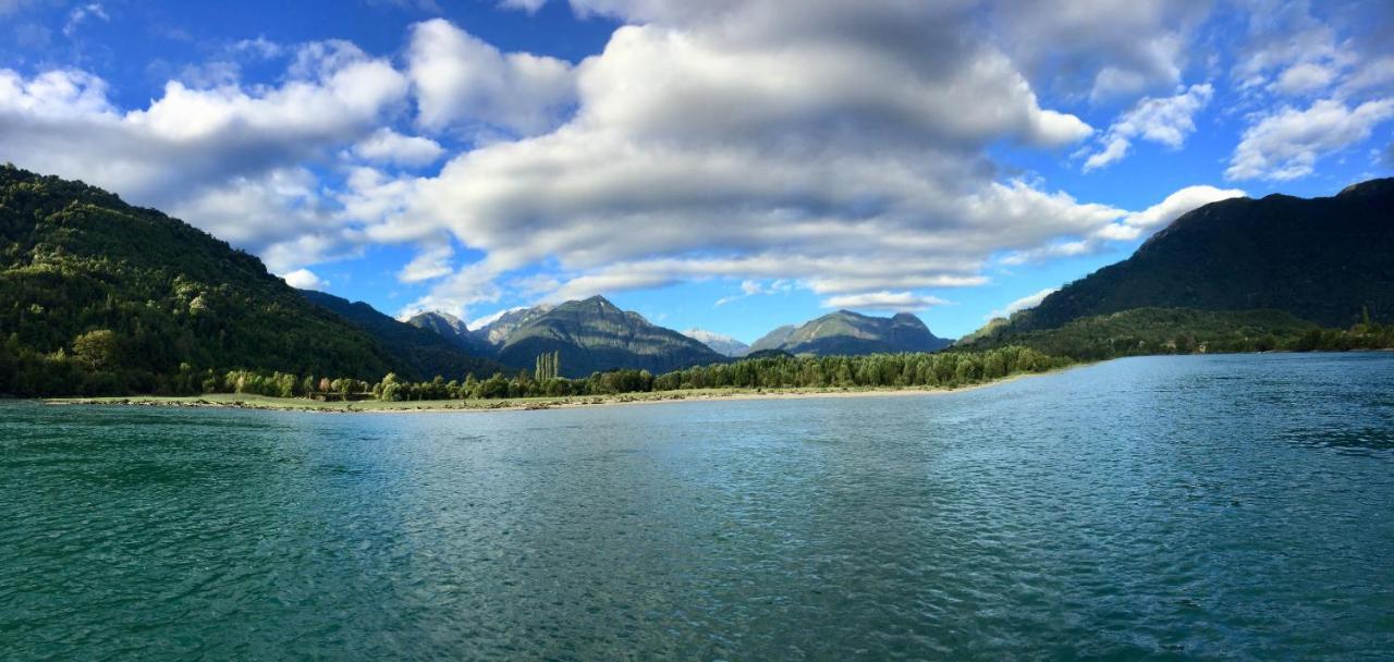 Cabanas Nutrias Patagonicas Puelo River Dış mekan fotoğraf