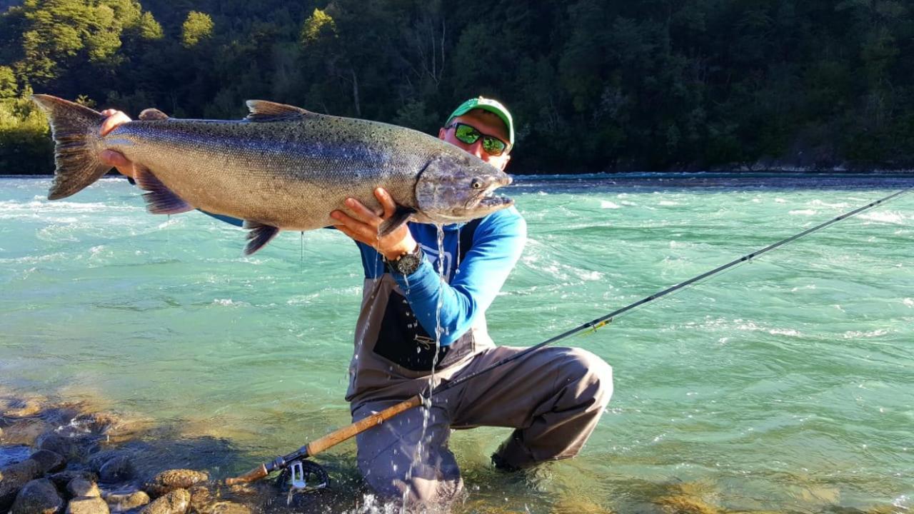 Cabanas Nutrias Patagonicas Puelo River Dış mekan fotoğraf